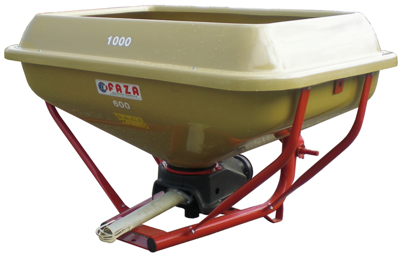 Fertilizer spreader with swing arm (pendulum)