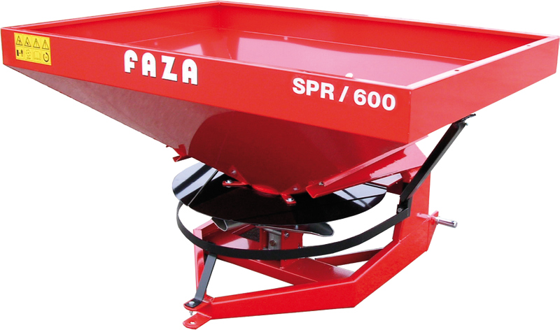 SPR Fertilizer Spreader – Rectangular Tank